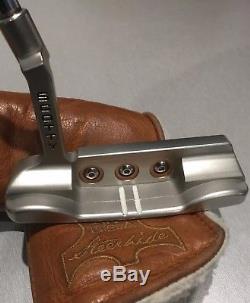 34 Limited Release Scotty Cameron Newport Buttonback With Sightlines