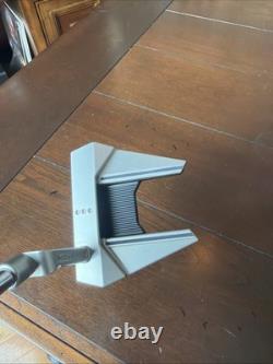 Brand New 2026 Titleist Scotty Cameron Phantom 7.2 35 RH Putter Headcover