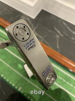 Scotty Cameron Newport 2 Button Back Circle T Putter With COA. Mint