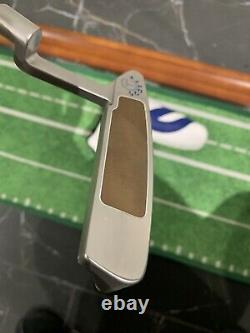 Scotty Cameron Newport 2 Button Back Circle T Putter With COA. Mint