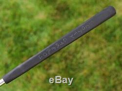 Scotty Cameron TOUR ONLY Black T22 Newport Teryllium CIRCLE T Two Tone 360G