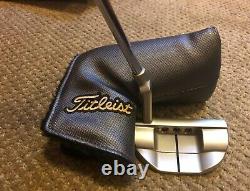 Scotty Cameron Titleist Select Fastback 2, 34 Right Hand Excellent Condition