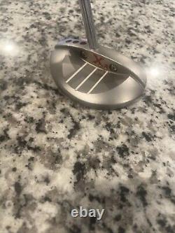 Titleist 2004 Scotty Cameron Red X Center 33 Putter Right Steel # 173186