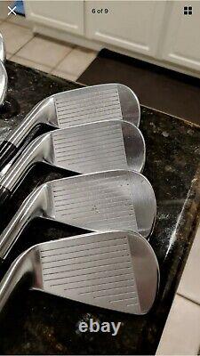 Titleist AP2 716 Iron Set 4-PW, W Steel Stiff + Scotty Cameron Select Newport 2