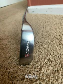 Titleist Scotty Cameron Circle T Napa Putter 34.5 with Signed Headcover