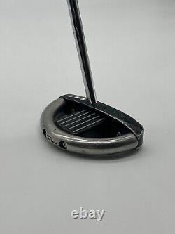 Titleist Scotty Cameron Futura Phantom Mallet 2 35-inch RH putter Original Grip