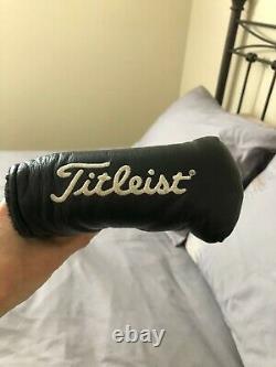 Titleist Scotty Cameron Newport Classics Putter with heel stamp and sight line