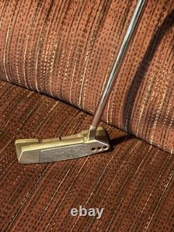 Titleist Scotty Cameron Putter RH 35 in Blade Stainless Steel with USA Headcover