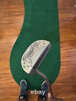 Titleist Scotty Cameron Select Fastback Putter. Excellent condition