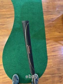 Titleist Scotty Cameron Select Fastback Putter. Excellent condition