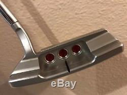 Titleist Scotty Cameron Select Newport 2.5 35-inch putter with Red grip #81269