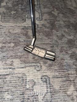 Titleist Scotty Cameron Select Newport 2.5 Blade Putter with Red Head Cover & Grip