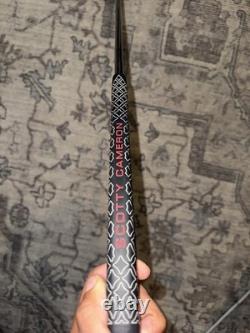 Titleist Scotty Cameron Select Newport 2.5 Blade Putter with Red Head Cover & Grip