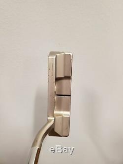 Titleist Scotty Cameron Select Newport 2.5 Putter Right Hand 34 Used