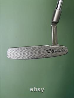 Titleist Scotty Cameron Super Select Newport 35 Putter RH Extra Grips
