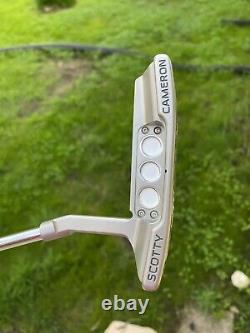 Unused Titleist Scotty Cameron & Crown Newport 2 Putter 33 RH COVER